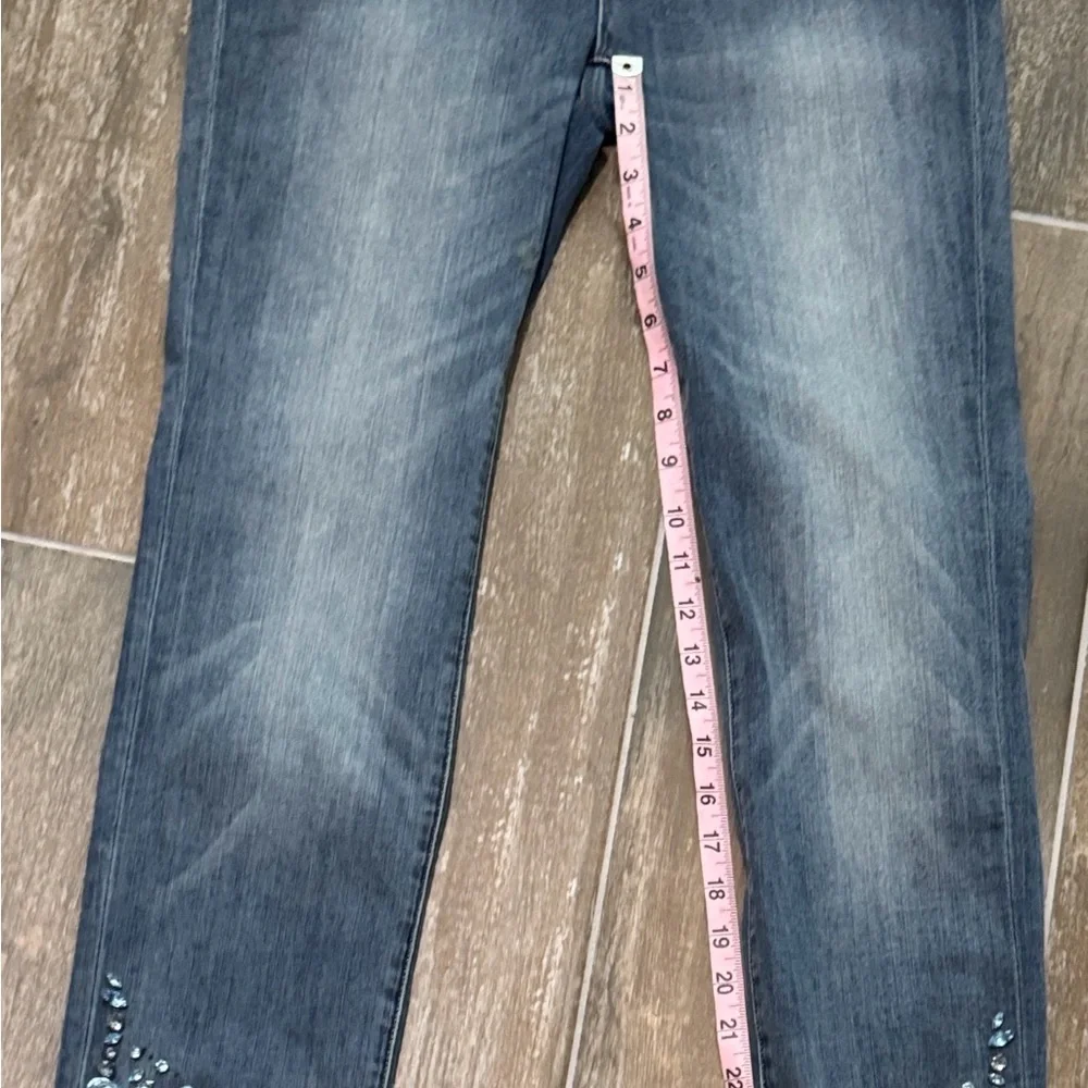 White House Black Market Gray Embellished Cropped Jeans - Picture 6 of 9